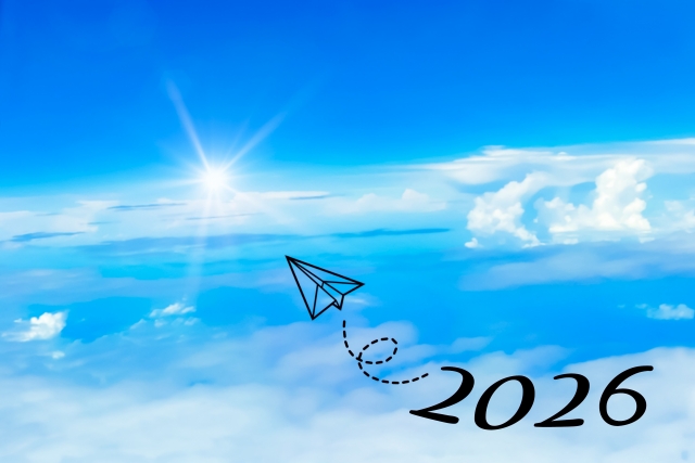 2026の文字列と紙飛行機